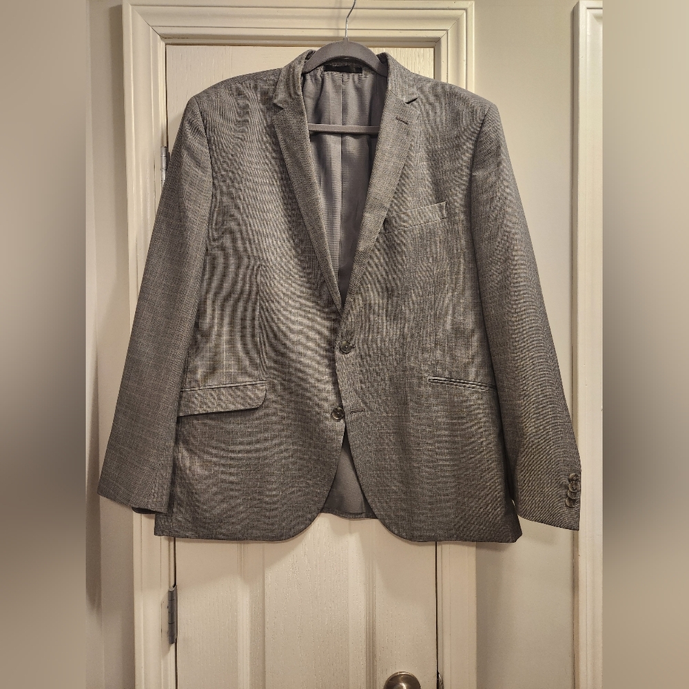 Kenneth Cole Reaction - Men's Plaid Suit -Sz 46R